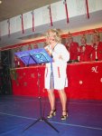Bütt: Anne Henkel als "schneeweißes Luder"